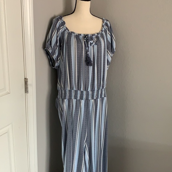 Striped blue jumpsuit - Picture 3 of 10